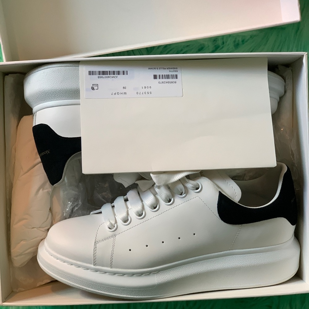 Alexander Mcqueens